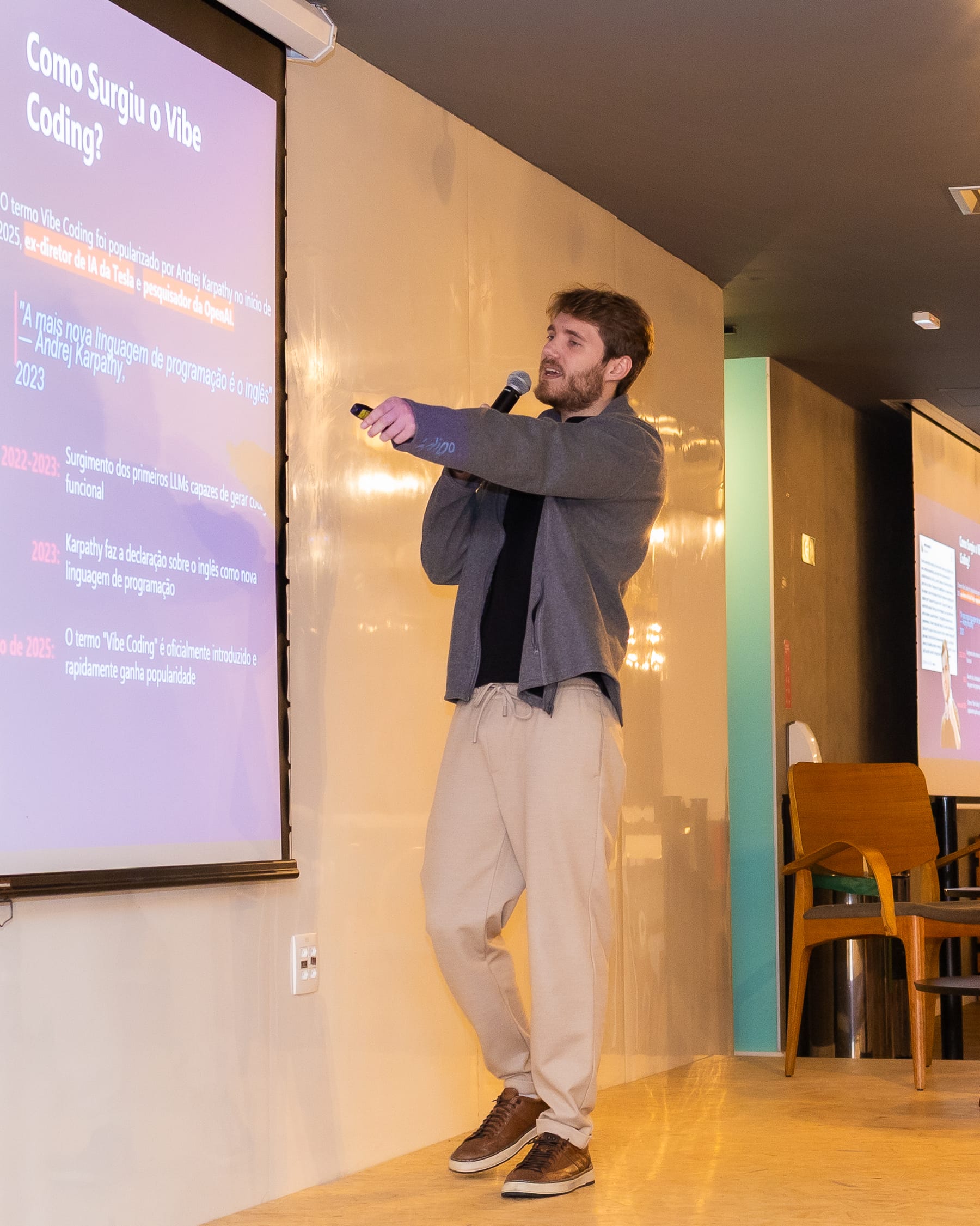 On stage at FIAP, presenting the origin of Vibe Coding.